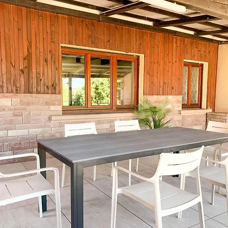 Spacious 4 Bedroom I Terrace I Parking